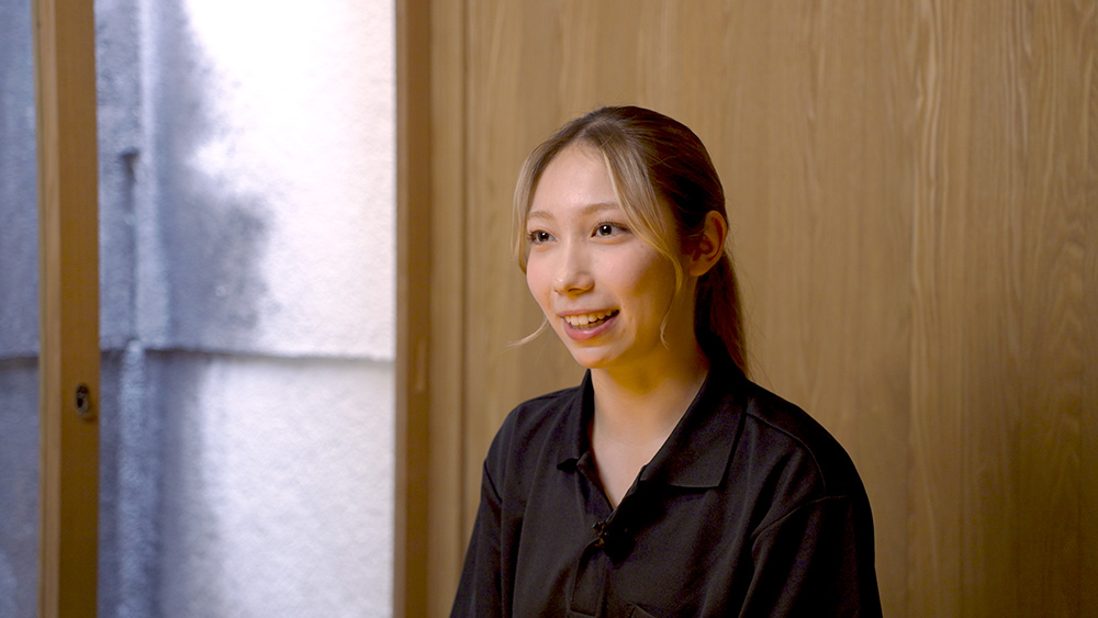 ノーメンセン 寿奈 インタビュー写真